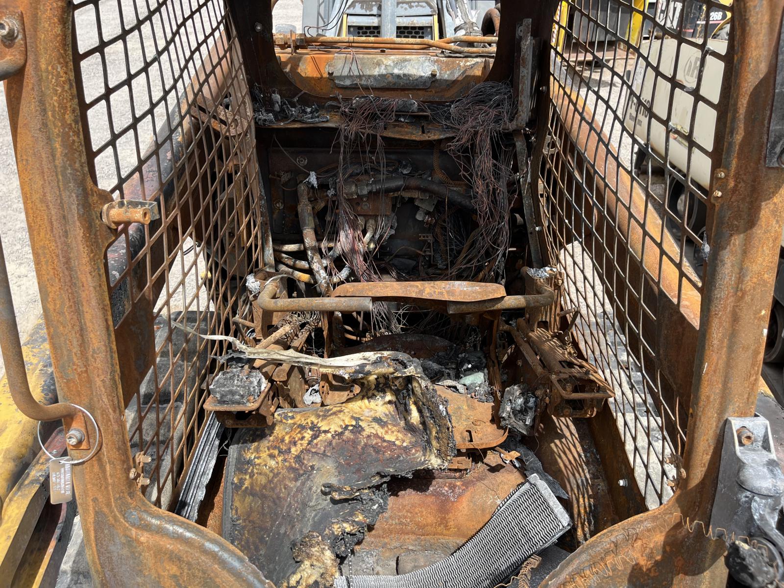 ./imagenes/INVOICE/2019/17680/MINICARGADOR CATERPILLAR 299D3 (3).JPG